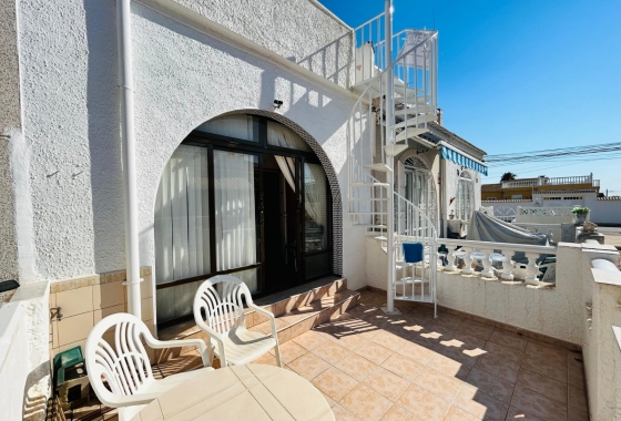 Townhouse - Resale - El Chaparral - Inland