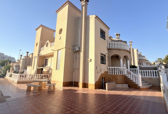 Townhouse - Resale - Orihuela Costa - Inland