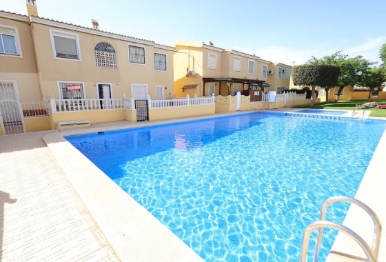 Townhouse - Resale - San Miguel de Salinas - Inland