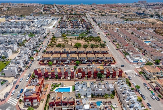 Townhouse - Resale - Torrevieja - aguas nuevas