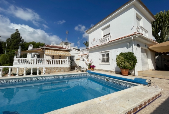 Villa - Återförsäljning - Ciudad Quesada - Costa Blanca