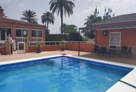 Villa - Återförsäljning - Elche - Costa Blanca
