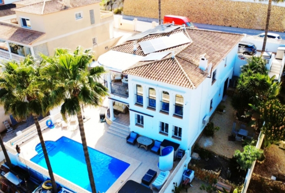 Villa - Återförsäljning - La Nucía - Costa Blanca