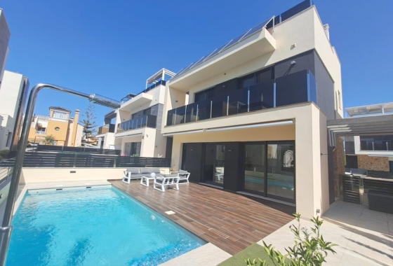 Villa - Återförsäljning - Orihuela Costa - Costa Blanca