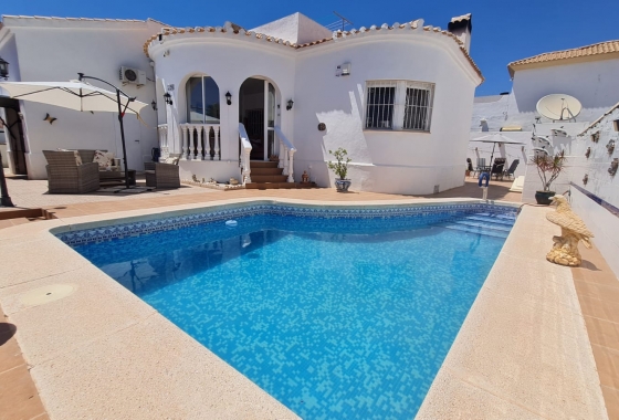 Villa - Återförsäljning - Orihuela Costa - Costa Blanca