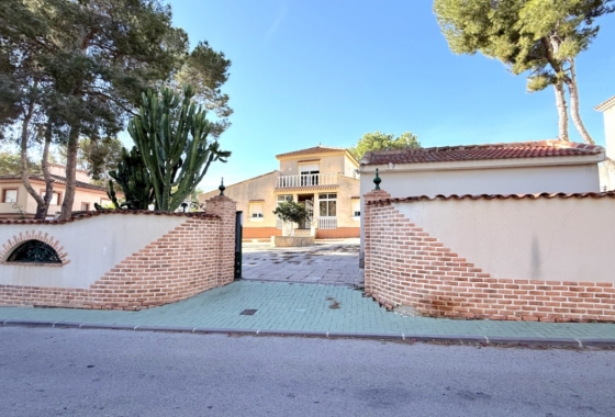 Villa - Återförsäljning - Pilar de la Horadada - Costa Blanca