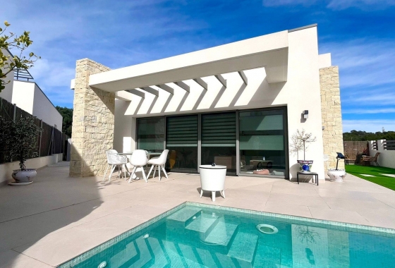Villa - Återförsäljning - San Miguel de Salinas - MCO-19733