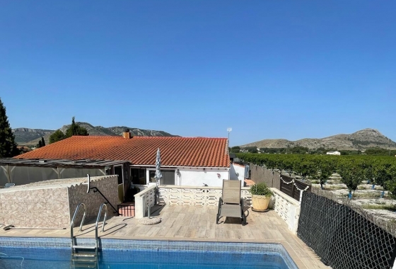 Villa - Återförsäljning - Villena - Inland