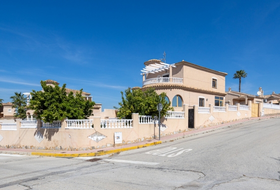 Villa - Herverkoop - Benijofar - Costa Blanca