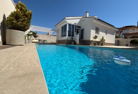Villa - Herverkoop - Ciudad Quesada - Costa Blanca