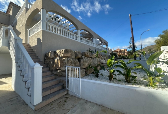 Villa - Herverkoop - El Campello - Costa Blanca