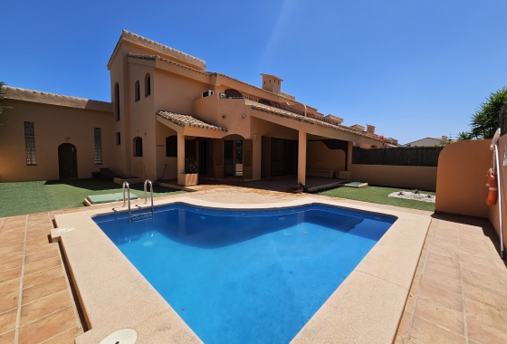 Villa - Herverkoop - La Manga del Mar Menor - Costa Calida