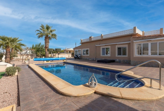 Villa - Herverkoop - La Marina - Costa Blanca