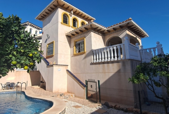 Villa - Herverkoop - La Zenia - Costa Blanca