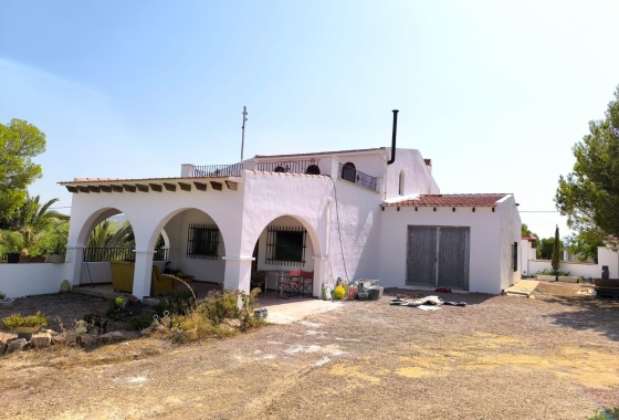 Villa - Herverkoop - Novelda - Inland