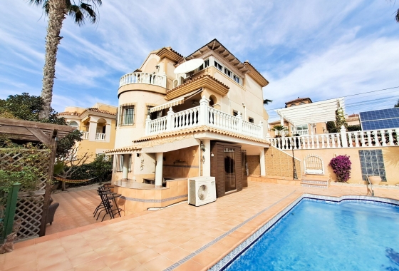 Villa - Herverkoop - Orihuela Costa - Altos De Campoamor