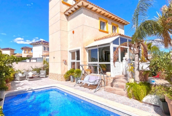 Villa - Herverkoop - Orihuela Costa - Costa Blanca