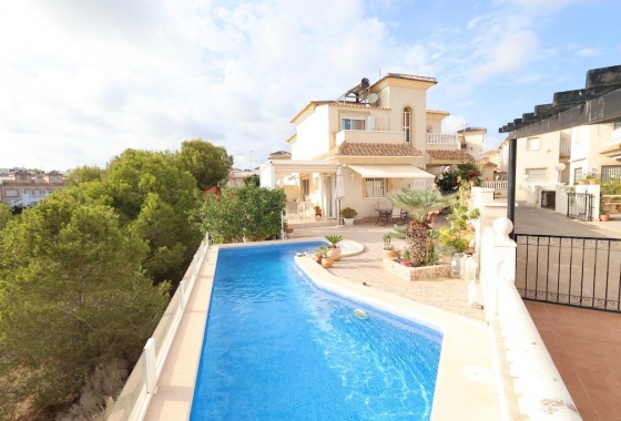 Villa - Herverkoop - Orihuela Costa - Costa Blanca