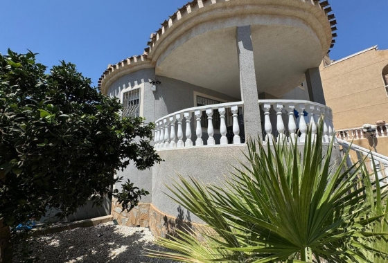 Villa - Herverkoop - Orihuela Costa - Costa Blanca