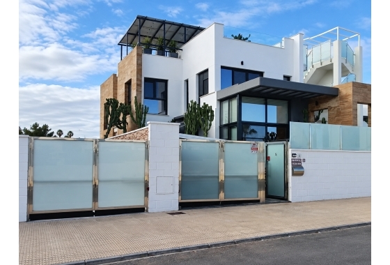 Villa - Herverkoop - Orihuela Costa - Costa Blanca