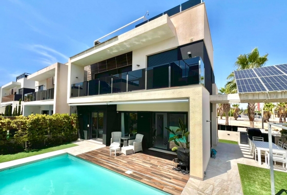 Villa - Herverkoop - Orihuela Costa - Lomas De Cabo Roig
