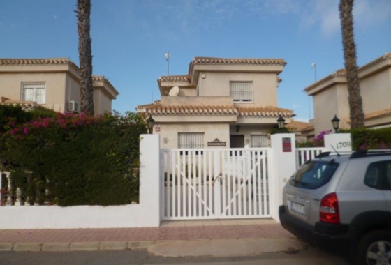 Villa - Herverkoop - Orihuela Costa - MCO-22732