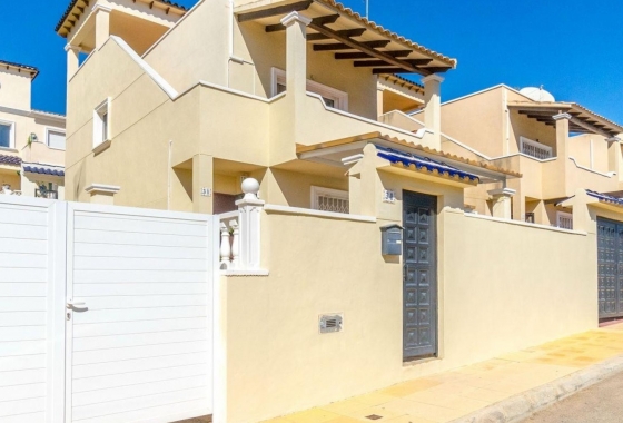 Villa - Herverkoop - Orihuela Costa - MCO-41722