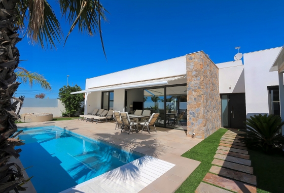 Villa - Herverkoop - Pilar de la Horadada - Costa Blanca