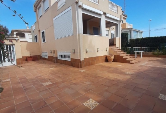 Villa - Herverkoop - Torrevieja - Costa Blanca