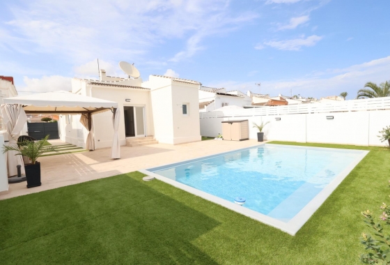 Villa - Herverkoop - Torrevieja - Costa Blanca