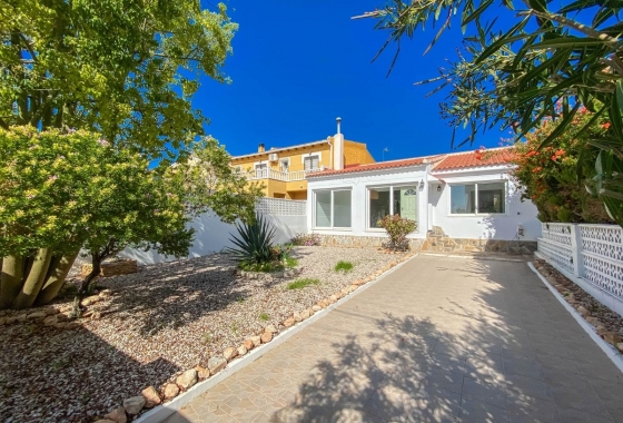 Villa - Herverkoop - Torrevieja - Costa Blanca