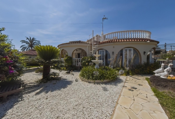 Villa - Herverkoop - Torrevieja - Costa Blanca