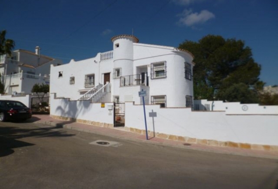 Вилла - Перепродажа - Orihuela Costa - Costa Blanca