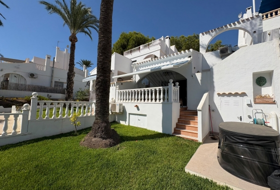 Вилла - Перепродажа - Orihuela Costa - Costa Blanca