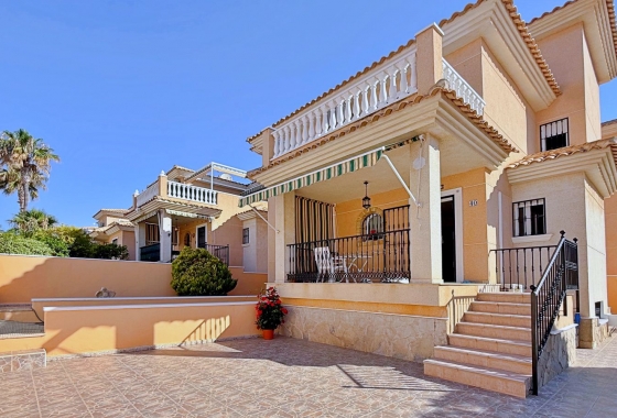 Вилла - Перепродажа - Orihuela - Inland
