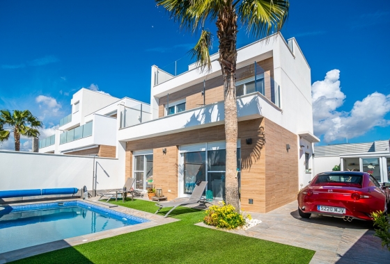 Вилла - Перепродажа - Pilar de la Horadada - Costa Blanca