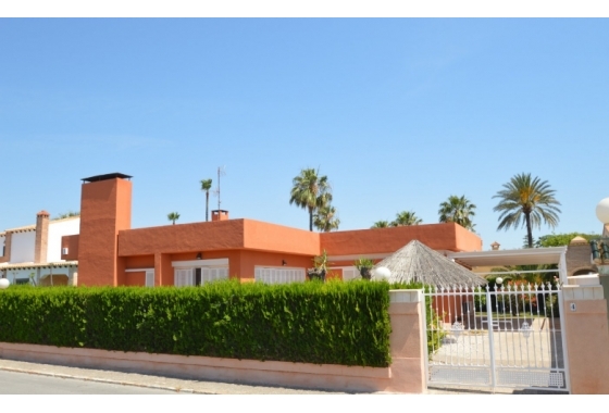 Вилла - Перепродажа - Torrevieja - Costa Blanca