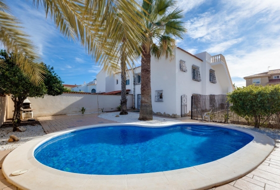 Вилла - Перепродажа - Torrevieja - La Siesta - El Salado - Torreta