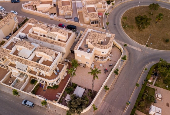 Вилла - Перепродажа - Torrevieja - La Siesta - El Salado - Torreta