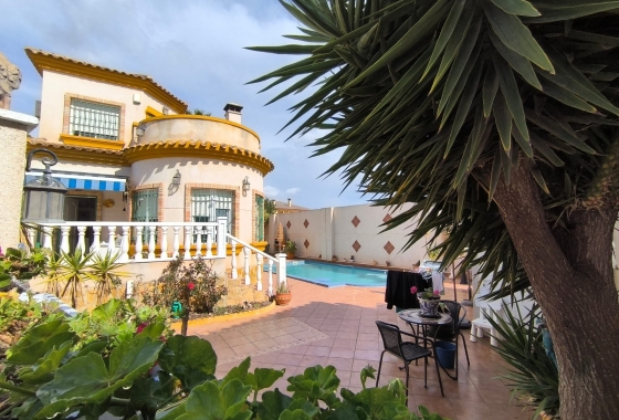 Villa - Resale - Guardamar del Segura - Costa Blanca