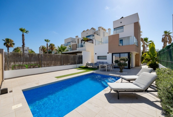 Villa - Resale - Guardamar del Segura - El Raso