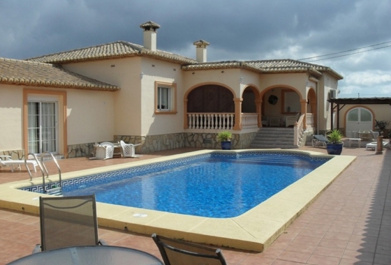 Villa - Resale - Jalón - Inland