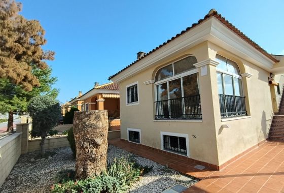 Villa - Resale - La Romana - Inland