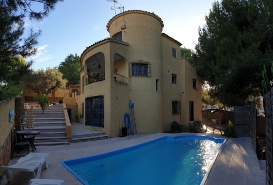 Villa - Resale - Orihuela Costa - Inland