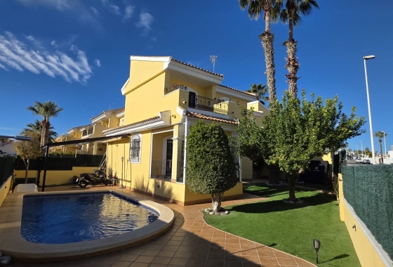 Villa - Resale - Orihuela Costa - Los Dolses