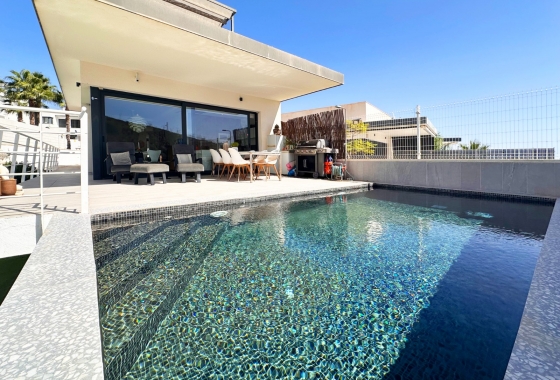 Villa - Resale - San Miguel de Salinas - Inland