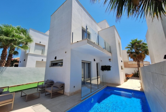 Villa - Resale - Torrevieja - Los Frutales