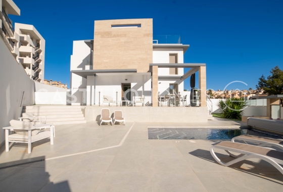 Villa - Reventa - Orihuela Costa - CAH-30481