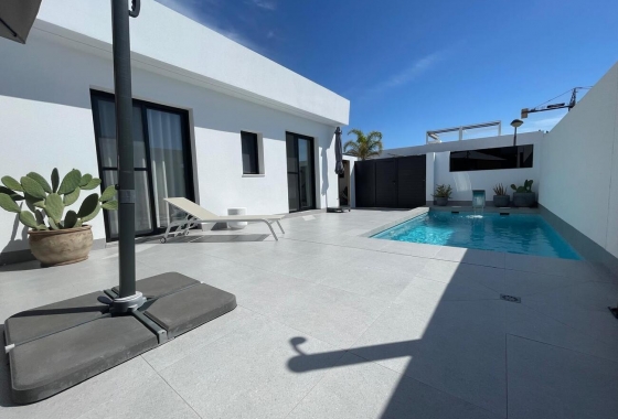 Villa - Reventa - Roldan - Torre Pachecco