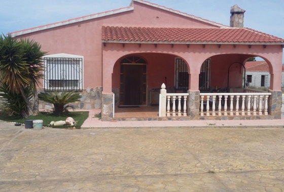 Villa - Revente - Hondón de los Fráiles - Inland